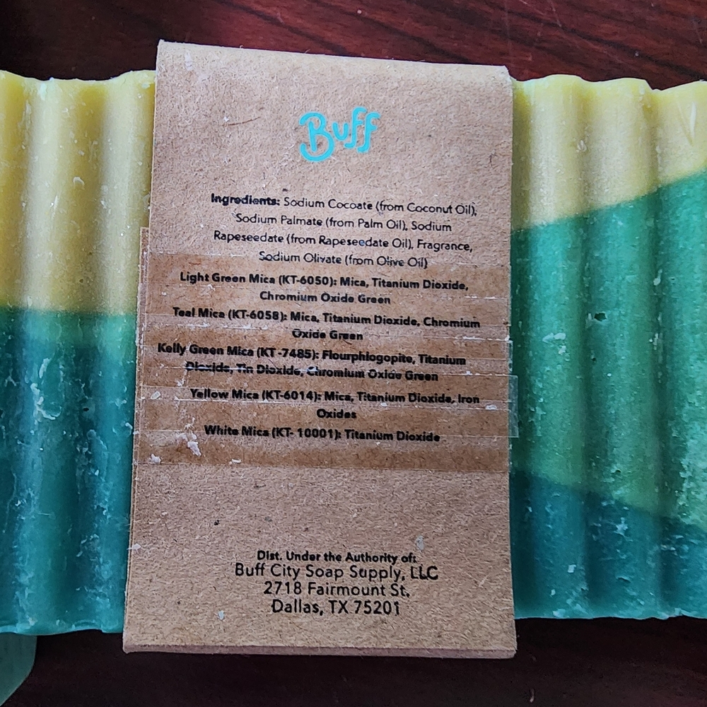 Aloe & Clover, Magnolia, and 5 O'Clock Soap Set. - Picture 8 of 14